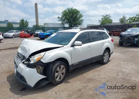 2011 Subaru Outback 2.5I Premium из США, поврежденный, VIN 4S4BRCCC4B3368118
